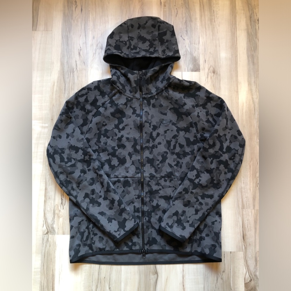 Nike Tech Fleece AOP Camo Hoodie Men's L Black Full Zip Jacket CJ5975-010